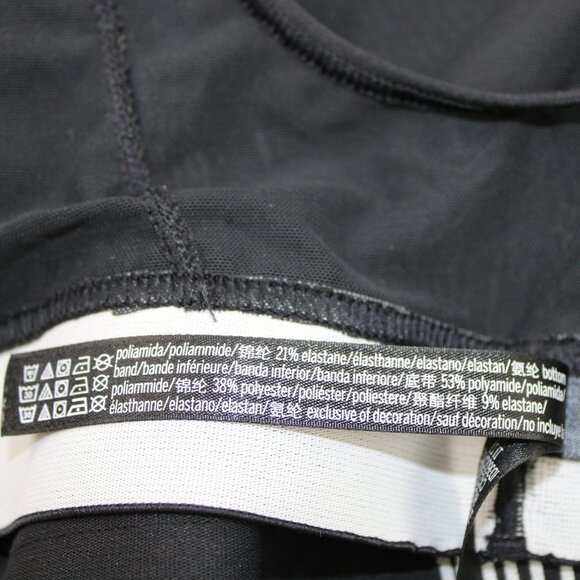 Victoria Secret Sports Bra - Picture 6 of 7